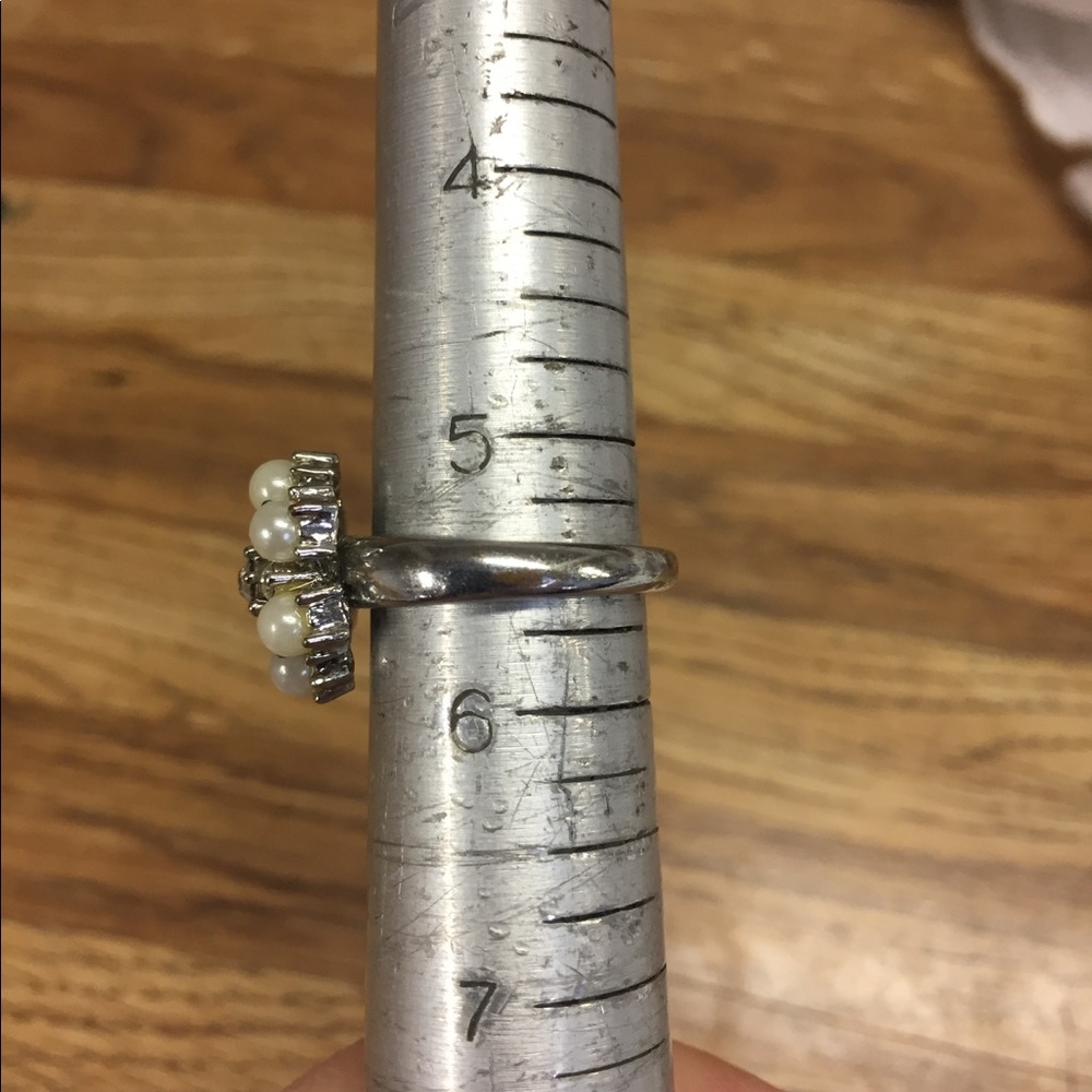 Pearl & Rhinestone Ring - Picture 3 of 3